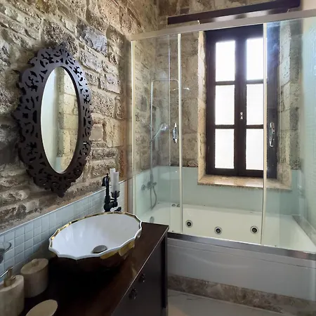 Marina Ξενοδοχείο *